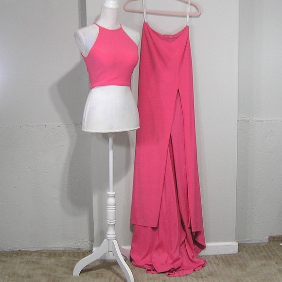SHERRI HILL 2 Piece DRESS CORAL Size 2 - Picture 2 of 16